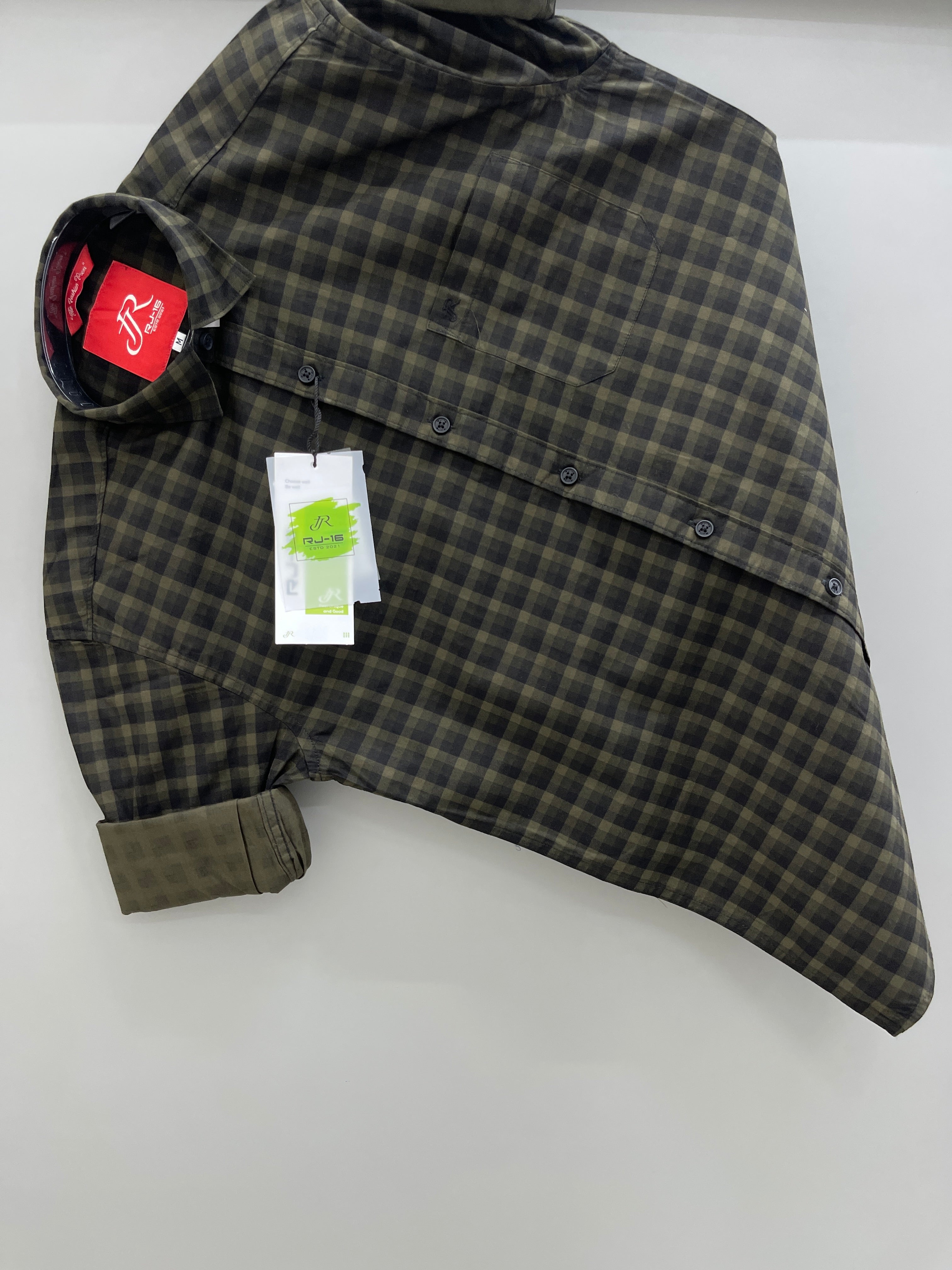 Green dot check shirt