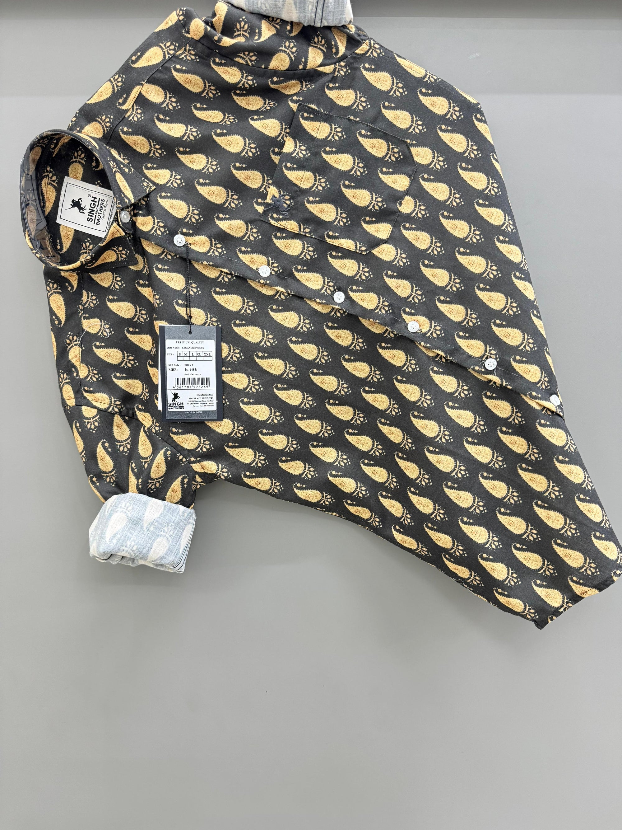 Black arabic Printed
