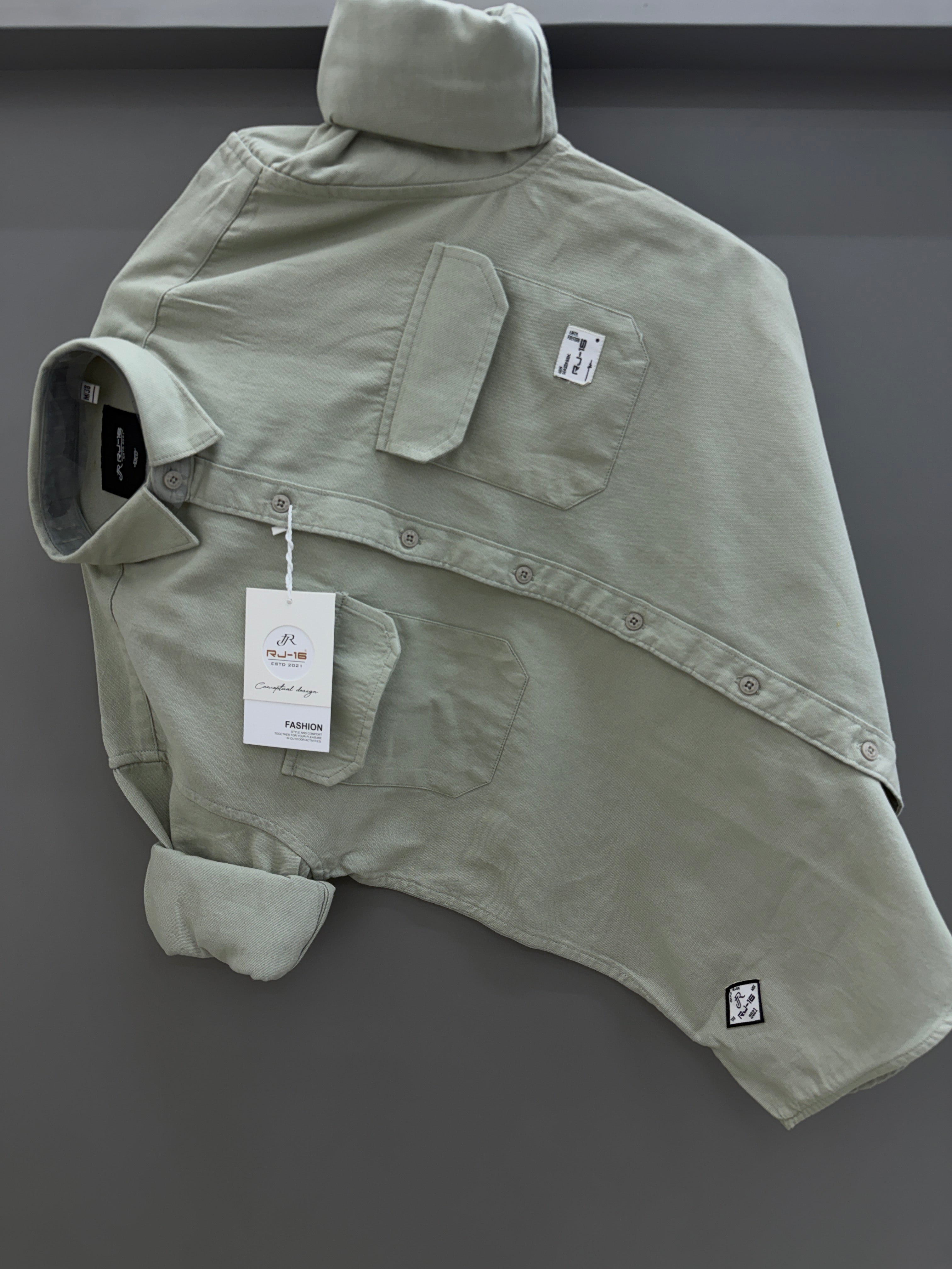 Double pocket shirt