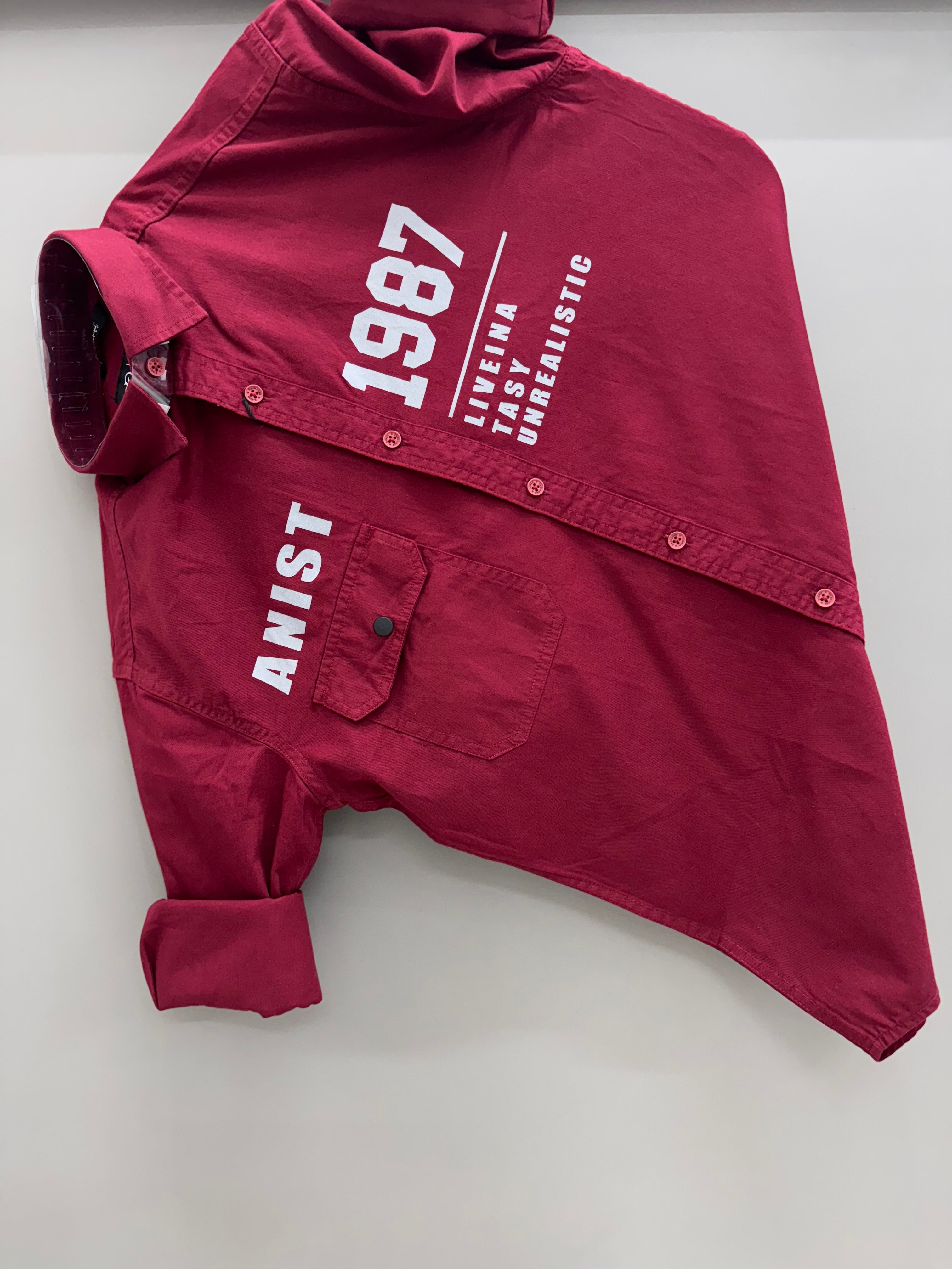 Flap pocket print shirt