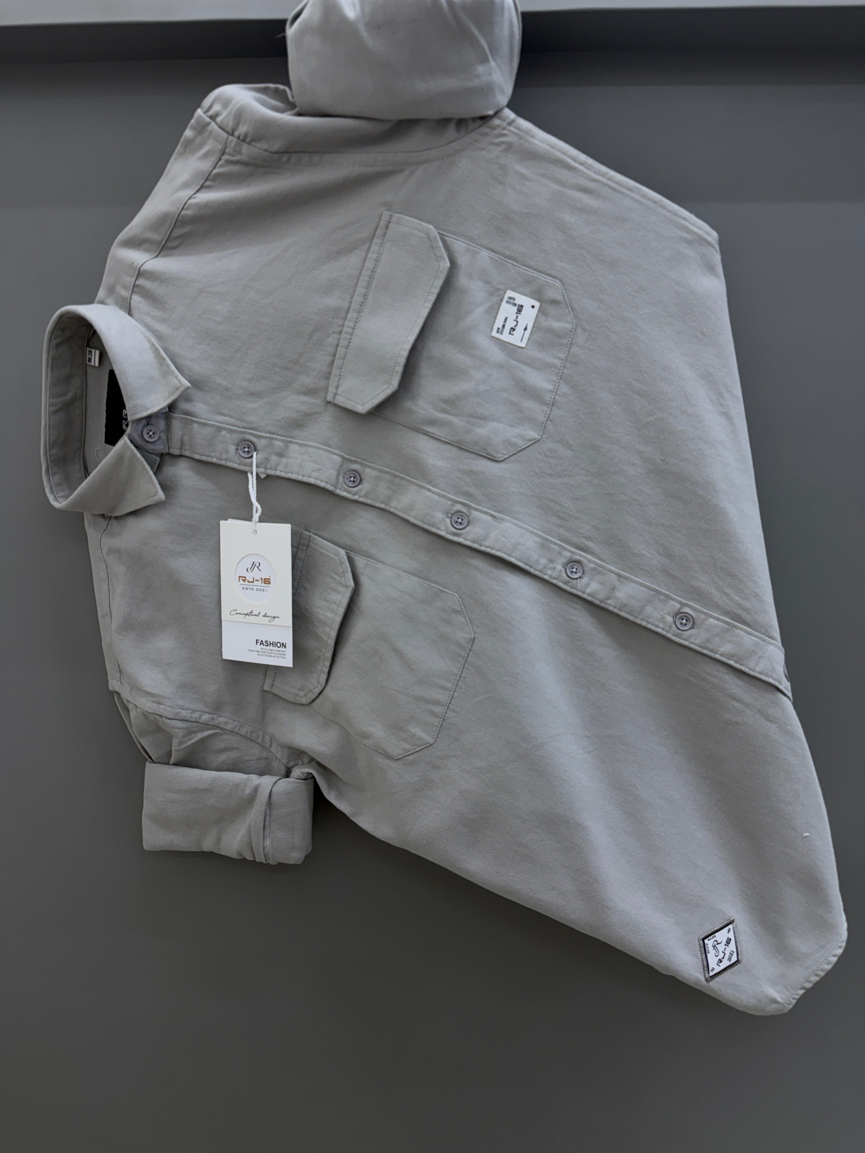 Double pocket shirt