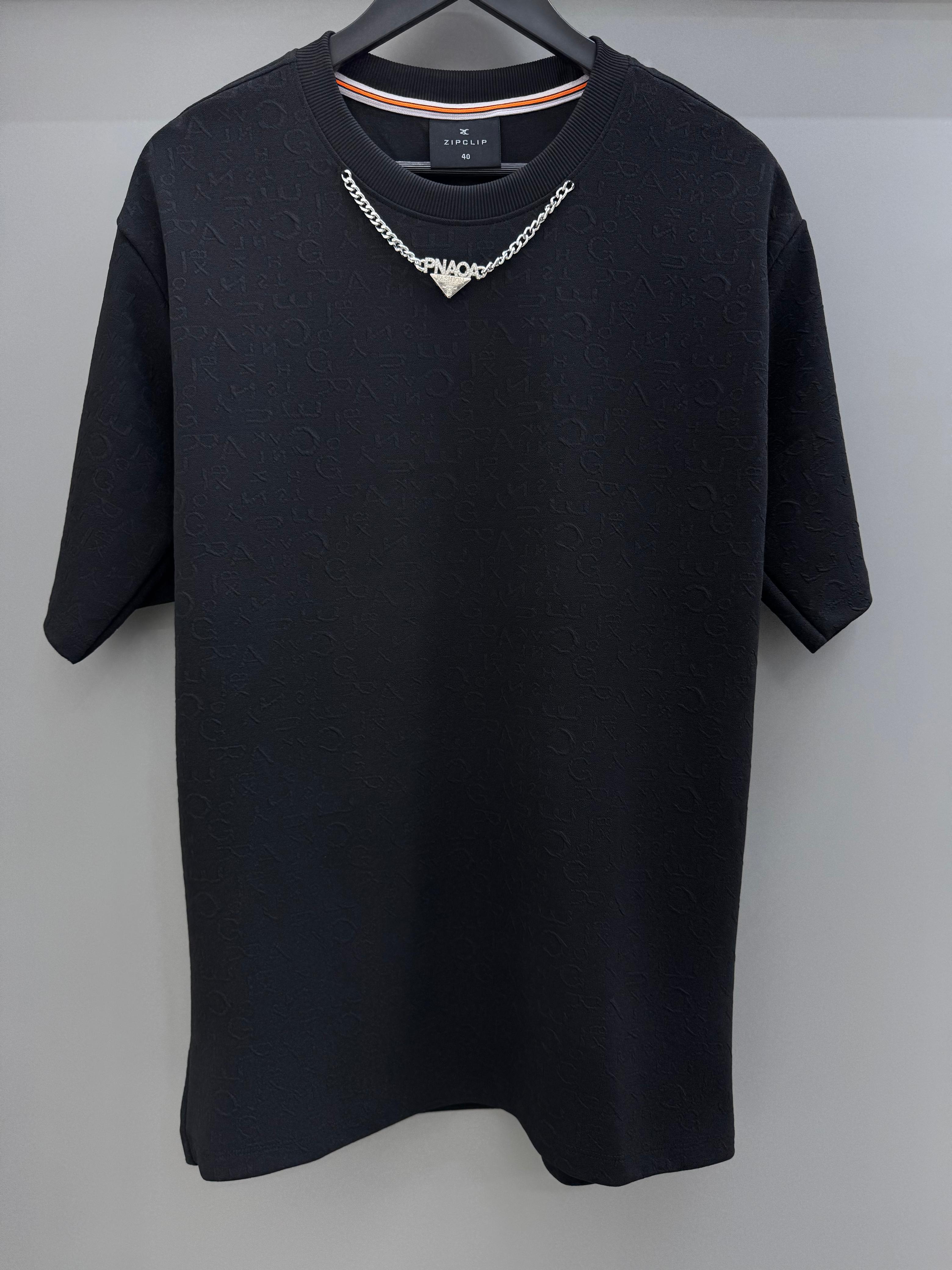 Round Neck Jacquard black T-shirts
