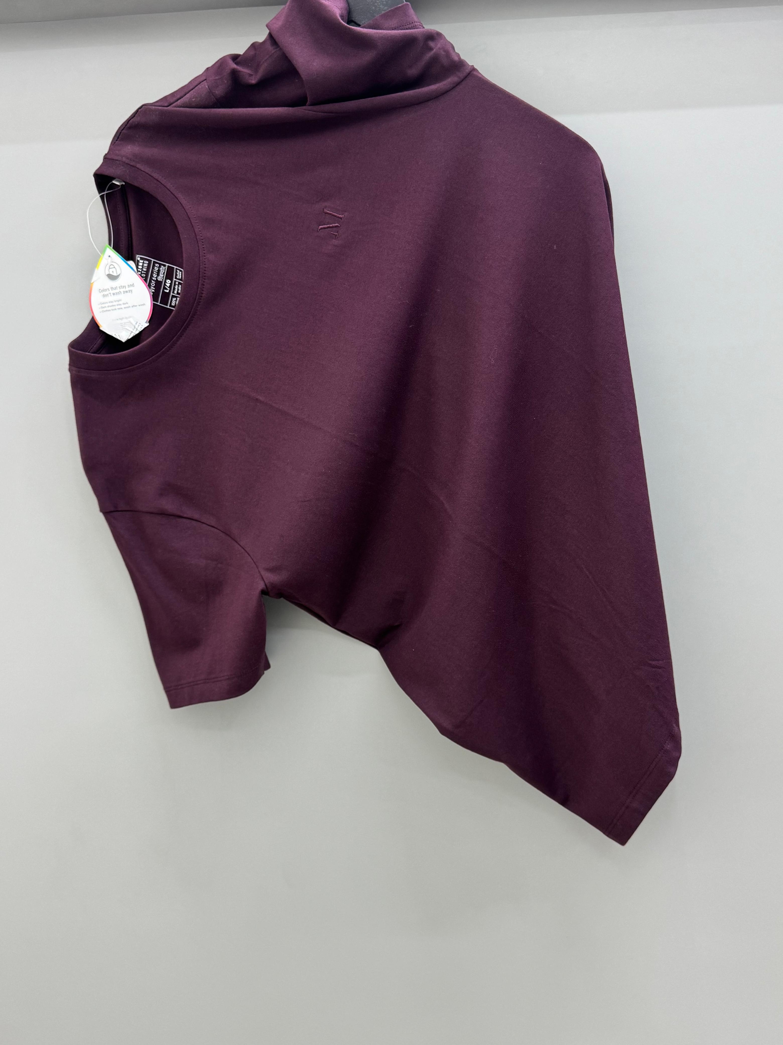 Round Neck maroon T-shirts