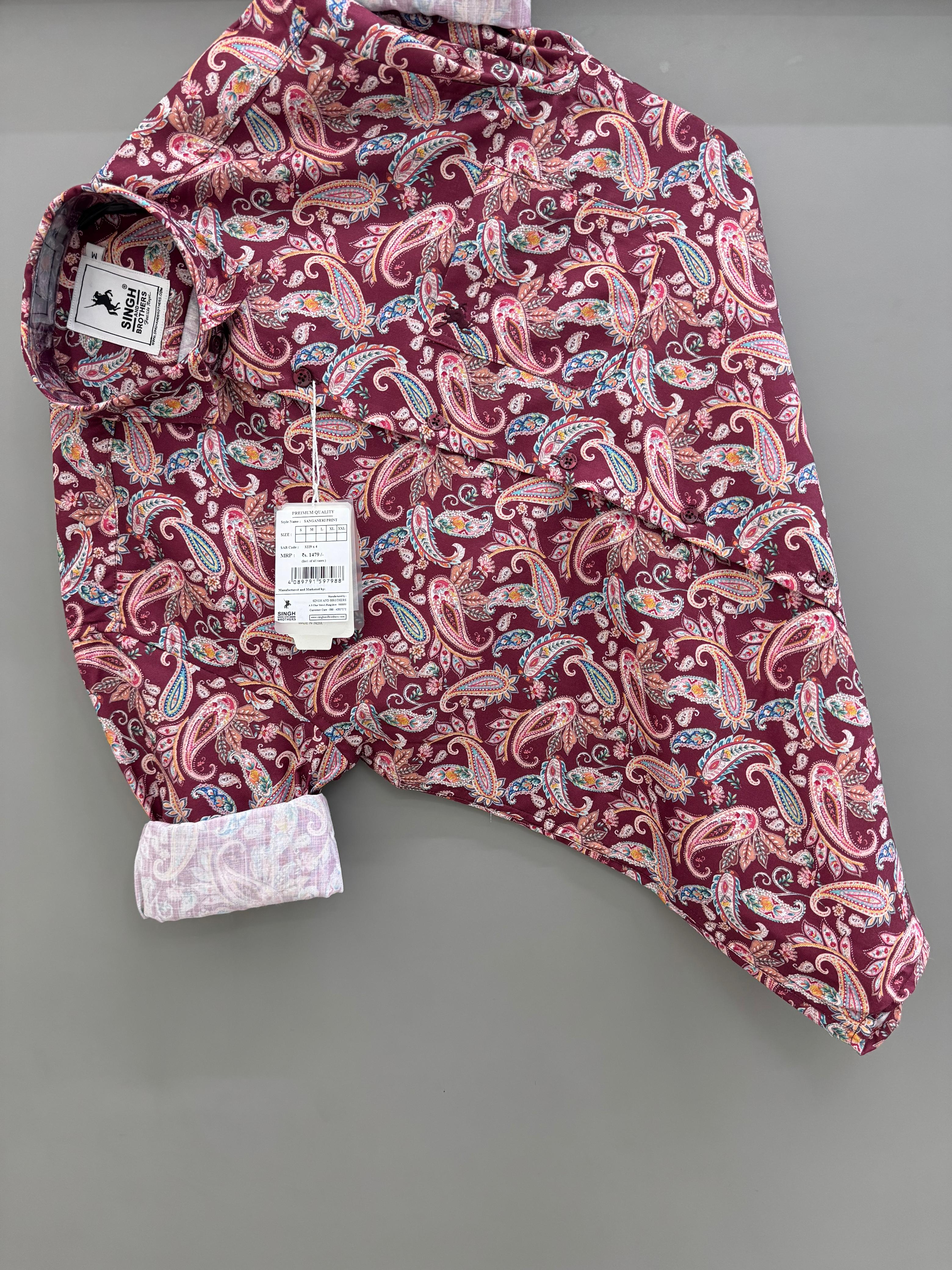 Red arabic printed