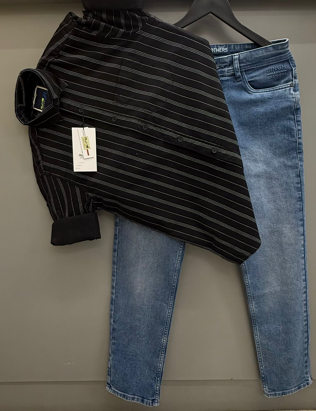 Printed strip shirt with pant